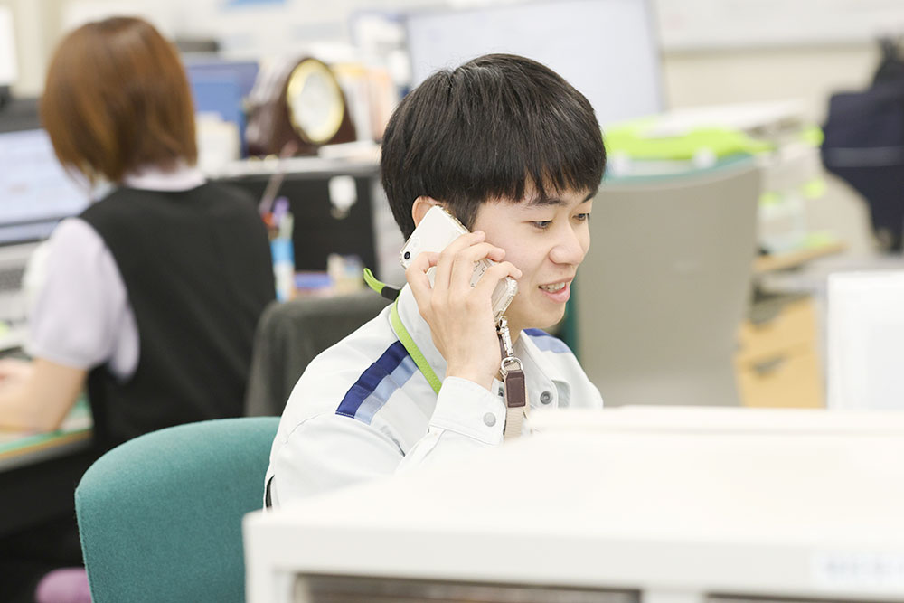 リビング営業課-電話対応