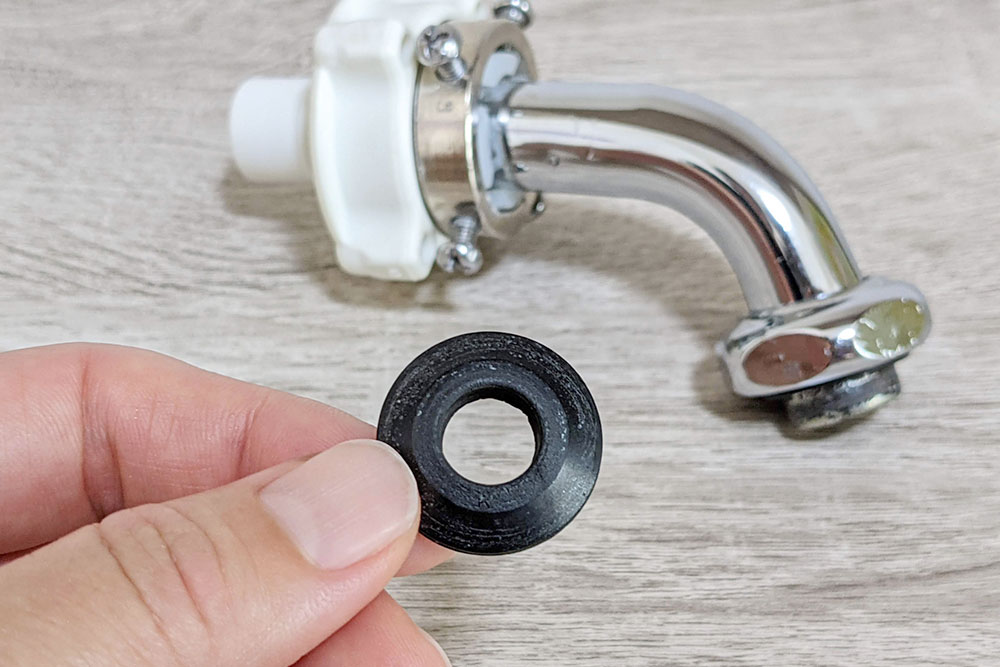 洗濯機の蛇口のパッキン交換